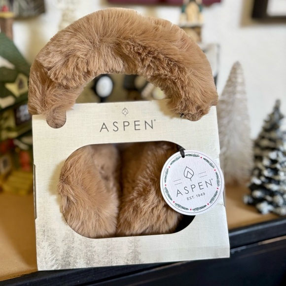 ASPEN Women's Adjustable Faux Fur Earmuffs Brown Ear Warmers New In Box Gift - Picture 1 of 7